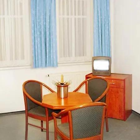 Guest house Mesogios 2*